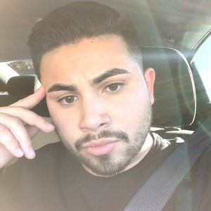 Meet your Posher, Markos